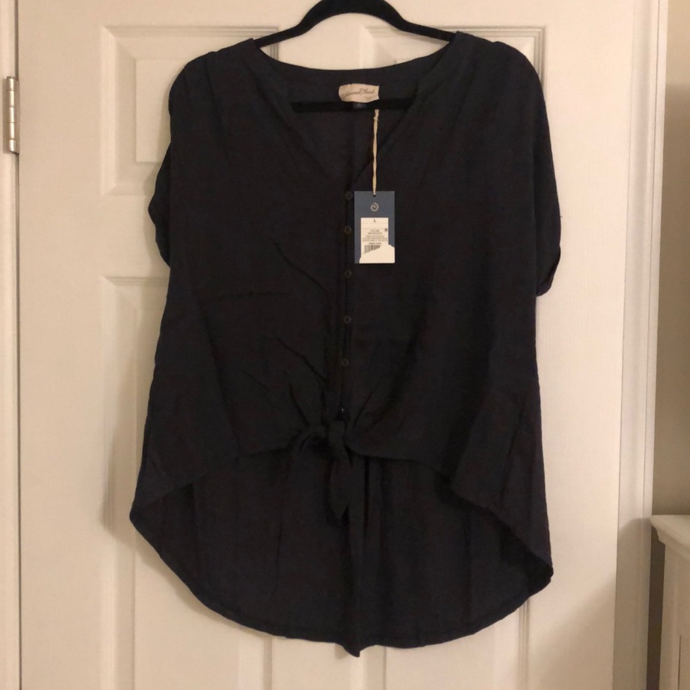 High-low, button up shirt